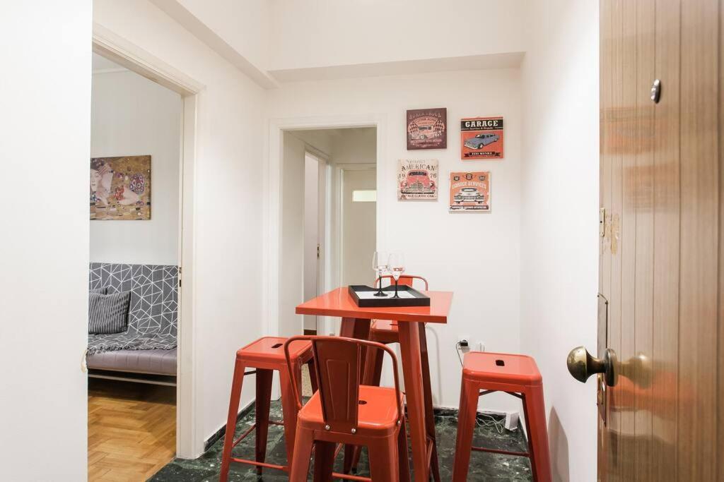 Downtown Athens-Plaka Skoufou Apt/Vaccinatedhost المظهر الخارجي الصورة